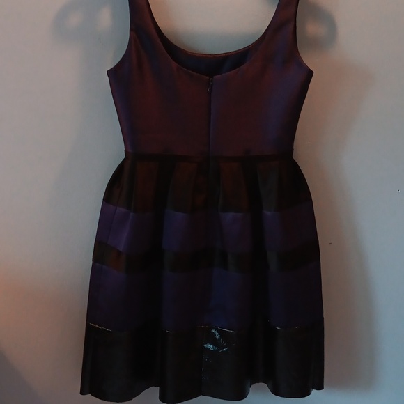 Marciano blue satin sleeveless dress - Picture 5 of 7